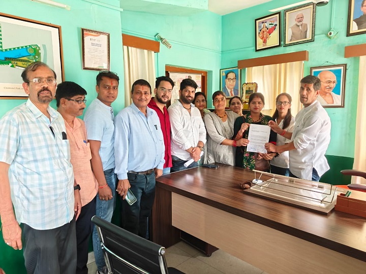 नियमित बोर्ड बैठक की मांग तेज, पार्षद पहुंचे महापौर के पास